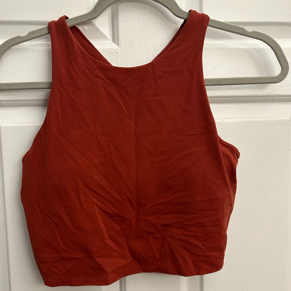 Athleta Conscious Crop